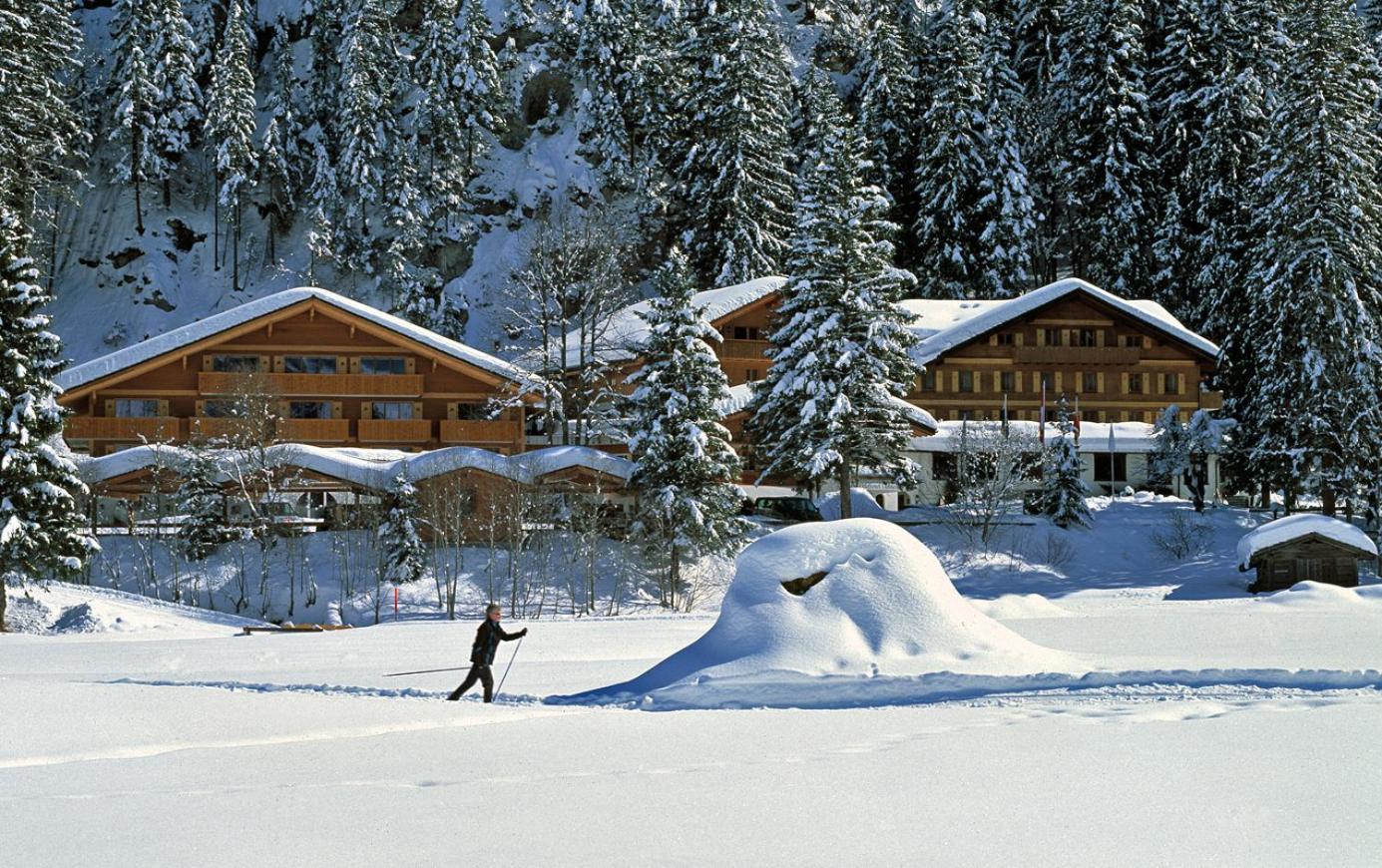 Waldhotel Doldenhorn Kandersteg Eksteriør bilde
